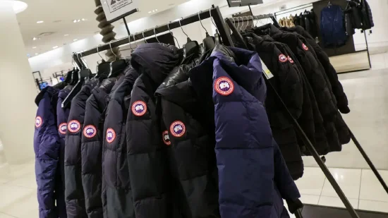 配资网官方网站入口 加拿大鹅股价飙升27% 业绩超预期但撤回全年指引